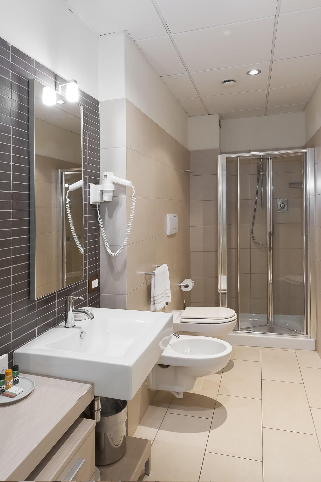 Popartment Aparthotel Флоренция Екстериор снимка