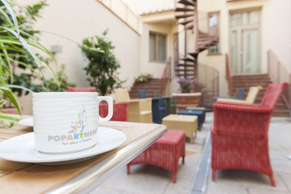 Popartment Aparthotel Флоренция Екстериор снимка