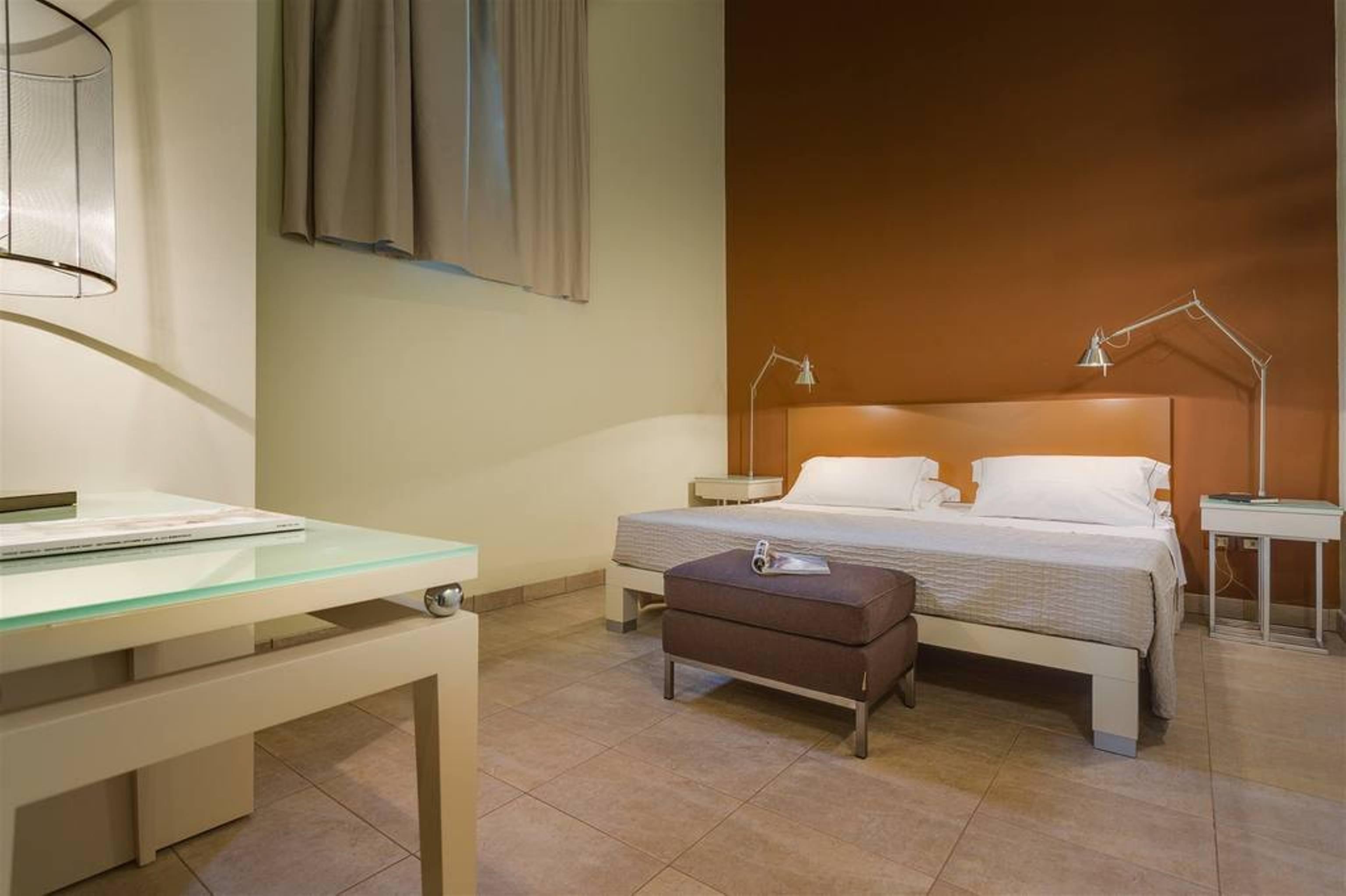 Popartment Aparthotel Флоренция Екстериор снимка