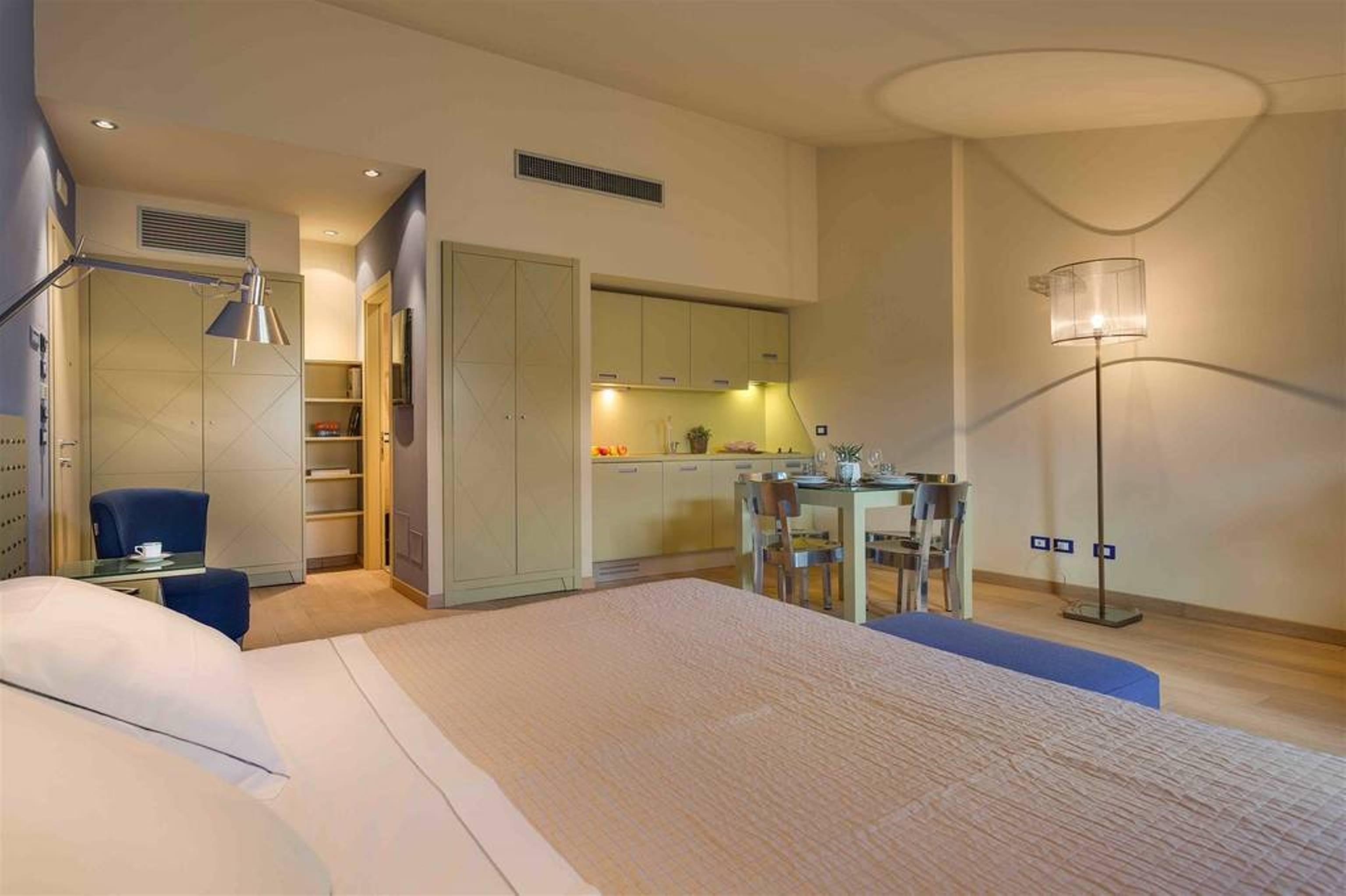 Popartment Aparthotel Флоренция Екстериор снимка