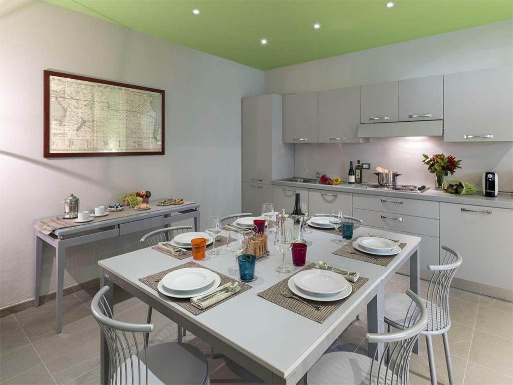 Popartment Aparthotel Флоренция Екстериор снимка